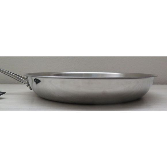 Calphalon 1388, 8" Tri-Ply Stainless Steel Frying Pan - Picture 8 of 10